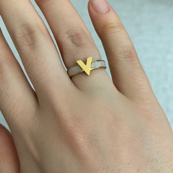 Opal and Gold V Ring - Picture 6 of 16